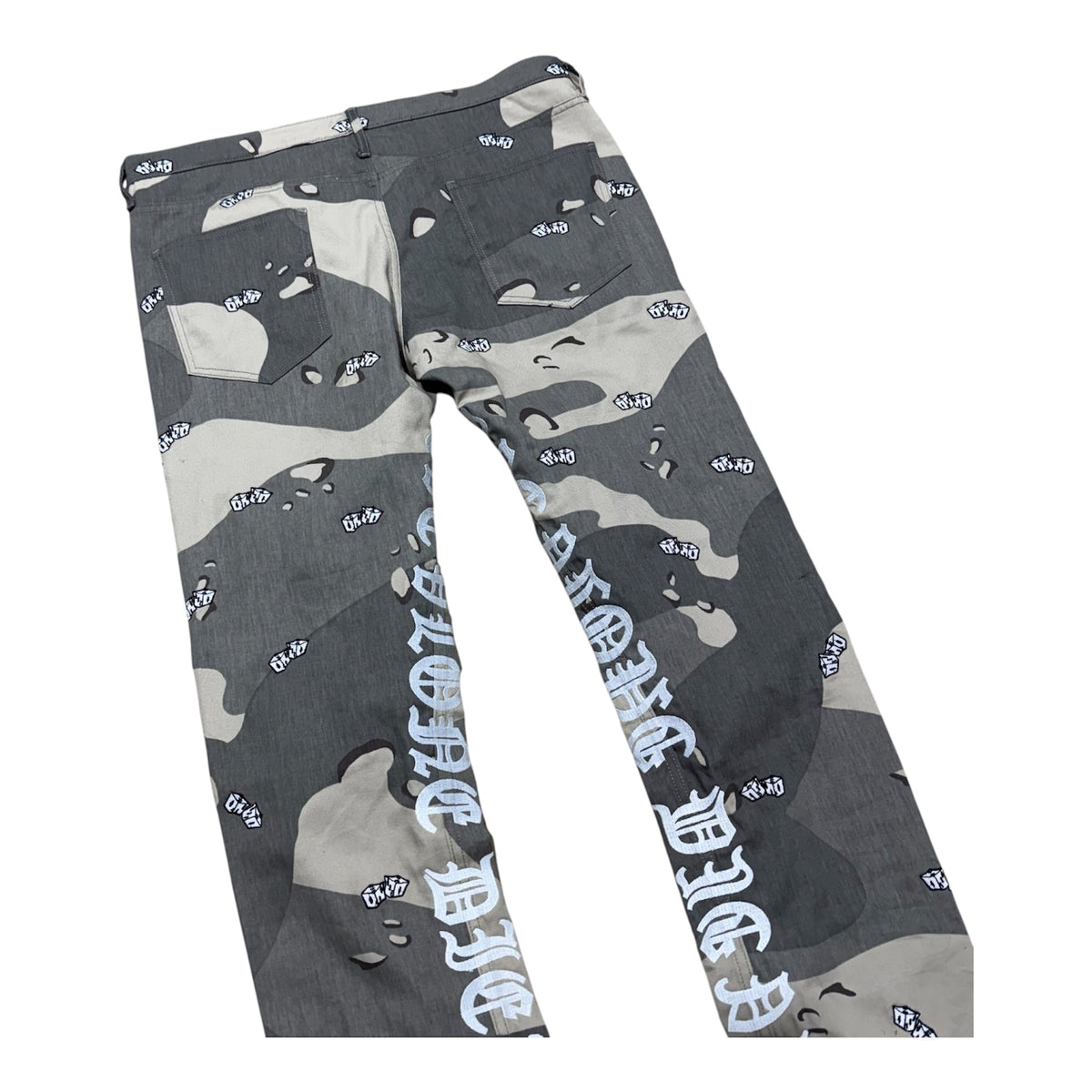 VLONE DICE CAMO DENIMS.