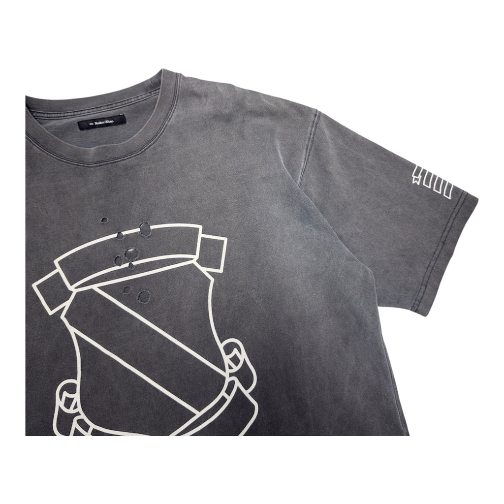 NUMBER NINE RE-EDITION LOGO SHIELD TEE.