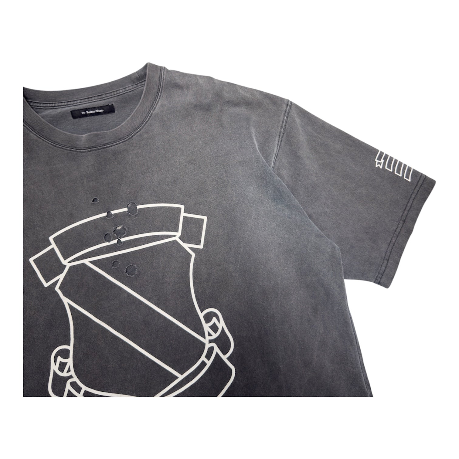 NUMBER NINE RE-EDITION LOGO SHIELD TEE.
