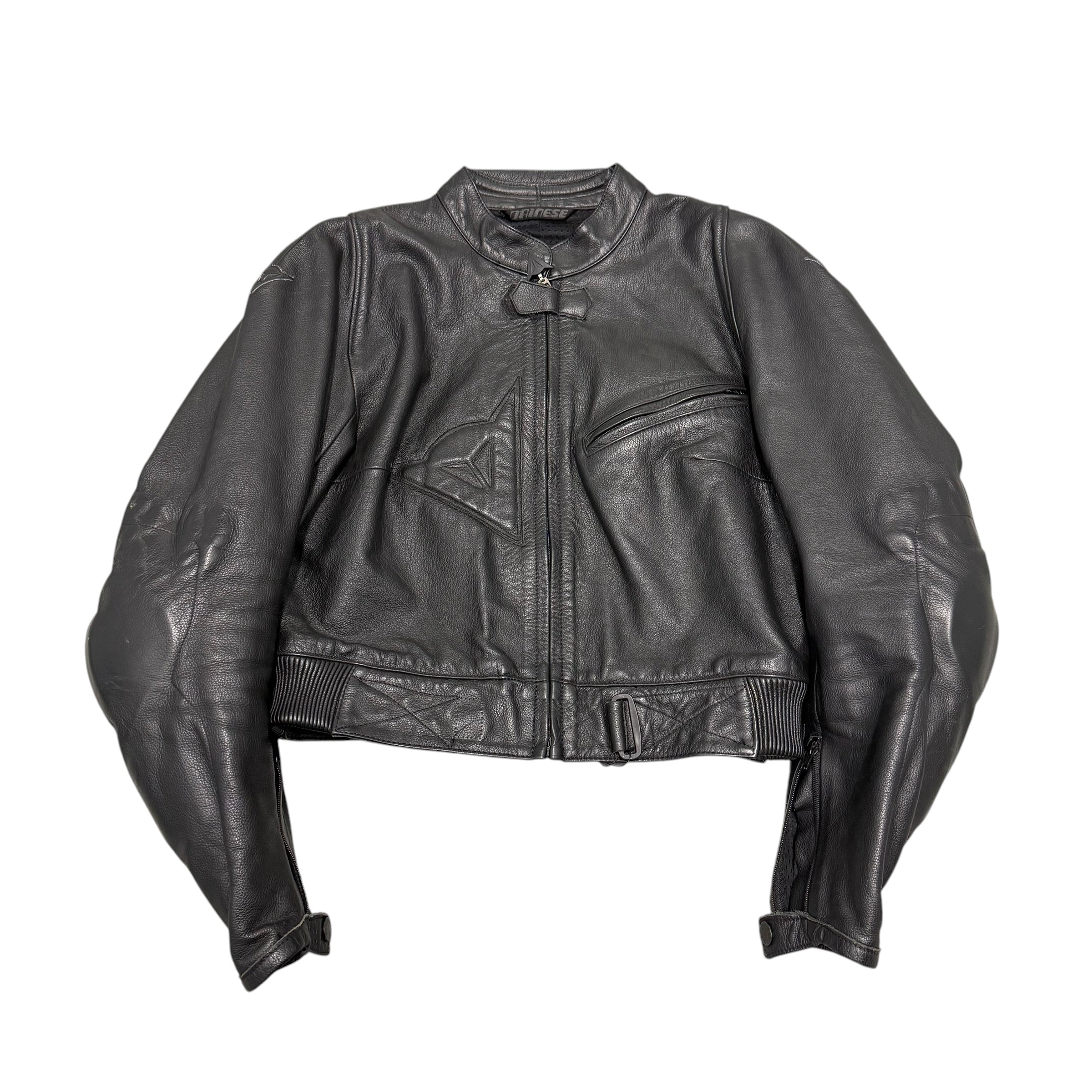 DIANESE BLACK LEATHER BIKER JACKET.