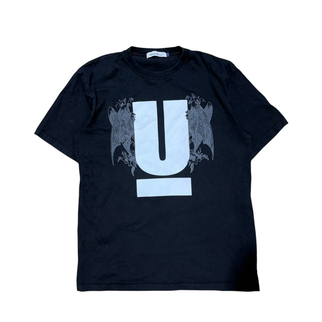 UNDERCOVER GARGOYLE LOGO TEE.