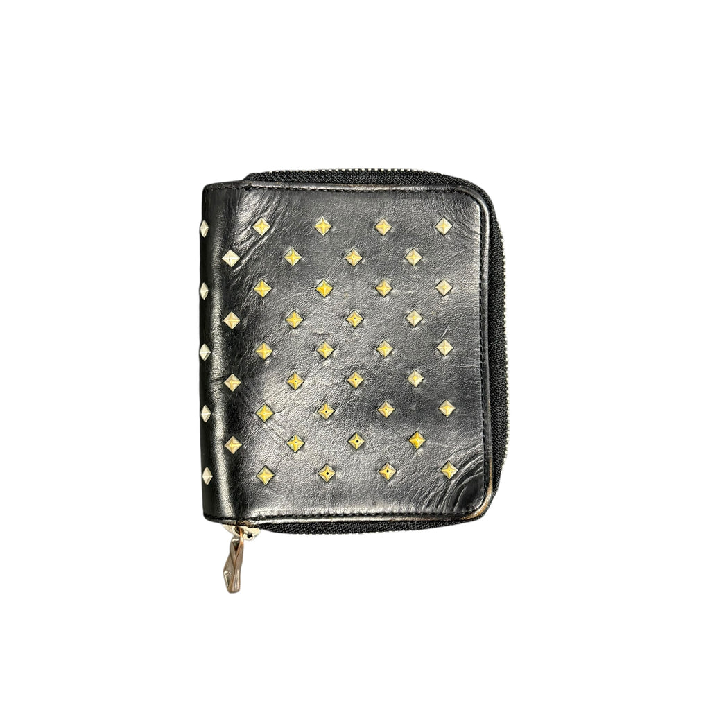 5351 STUDDED WALLET.