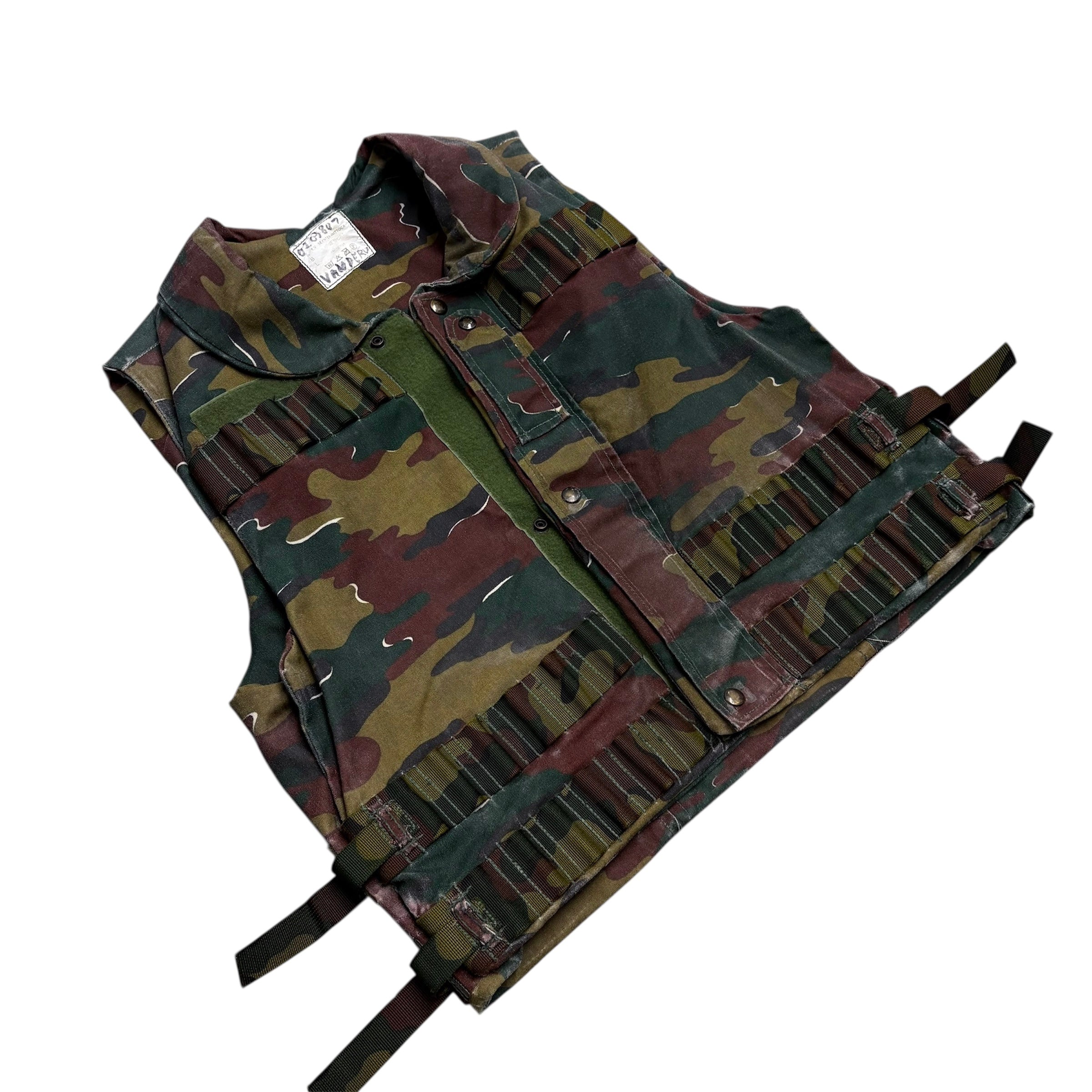 VINTAGE 80’S CAMO TACTICAL VEST.