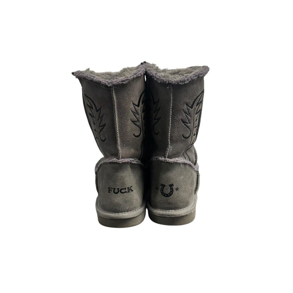 BAZO GRAY UGG STYLE BOOTS.