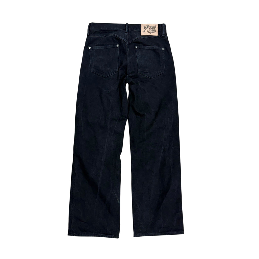 YUREMANE BLACK DENIM.