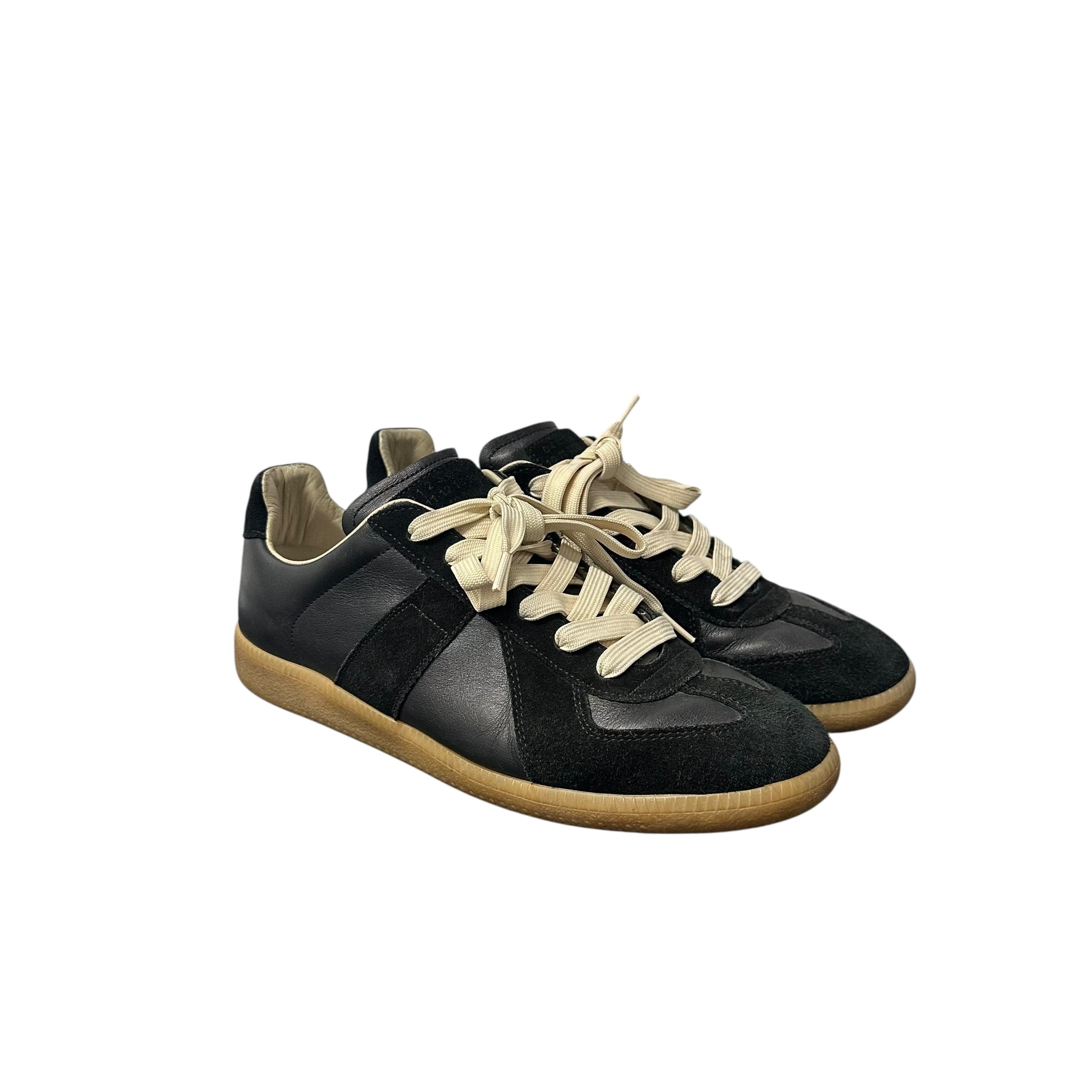 MARGIELA BLACK GUM GATS