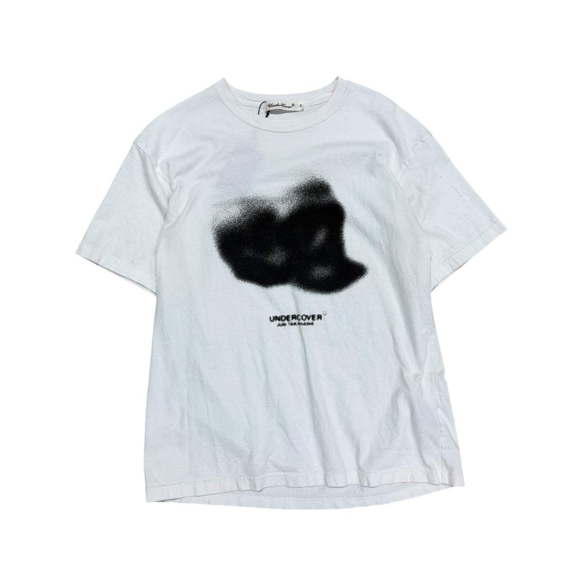 UNDERCOVER FADED PRINT TEE.