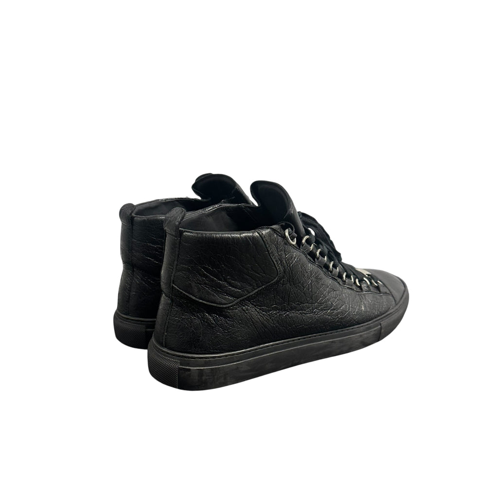 BALENCIAGA BLACK ARENAS.