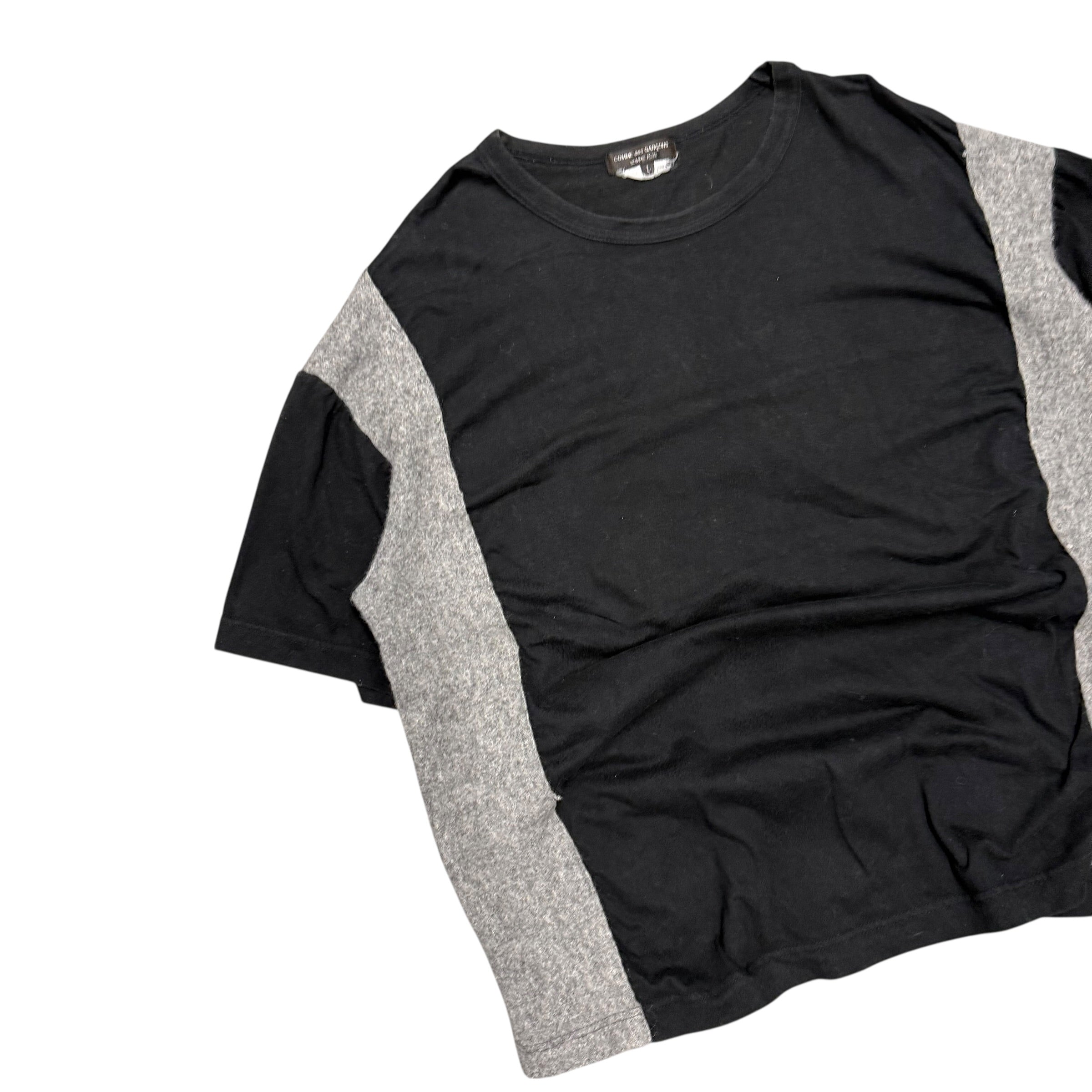 CDG BLACK & GRAY WOOL SIDE PATCH TEE