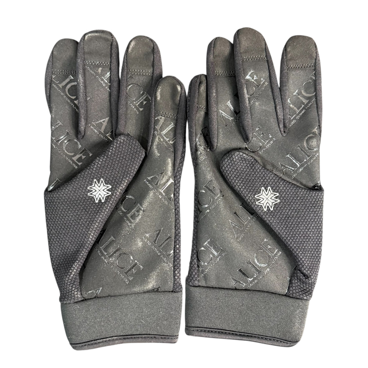 ALICE HOLLYWOOD X THUG CLUB GLOVES.