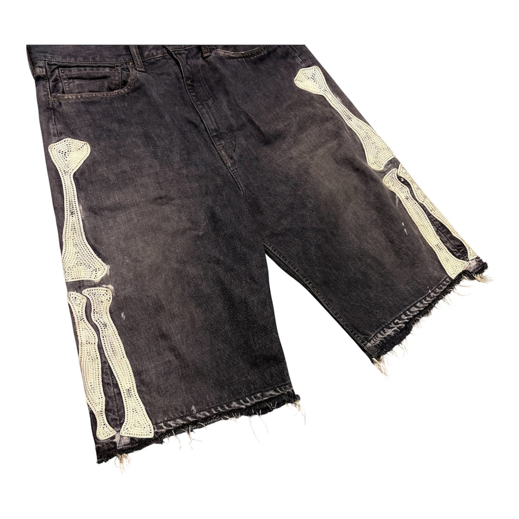 KAPITAL GRAY BONE DENIM SHORTS.