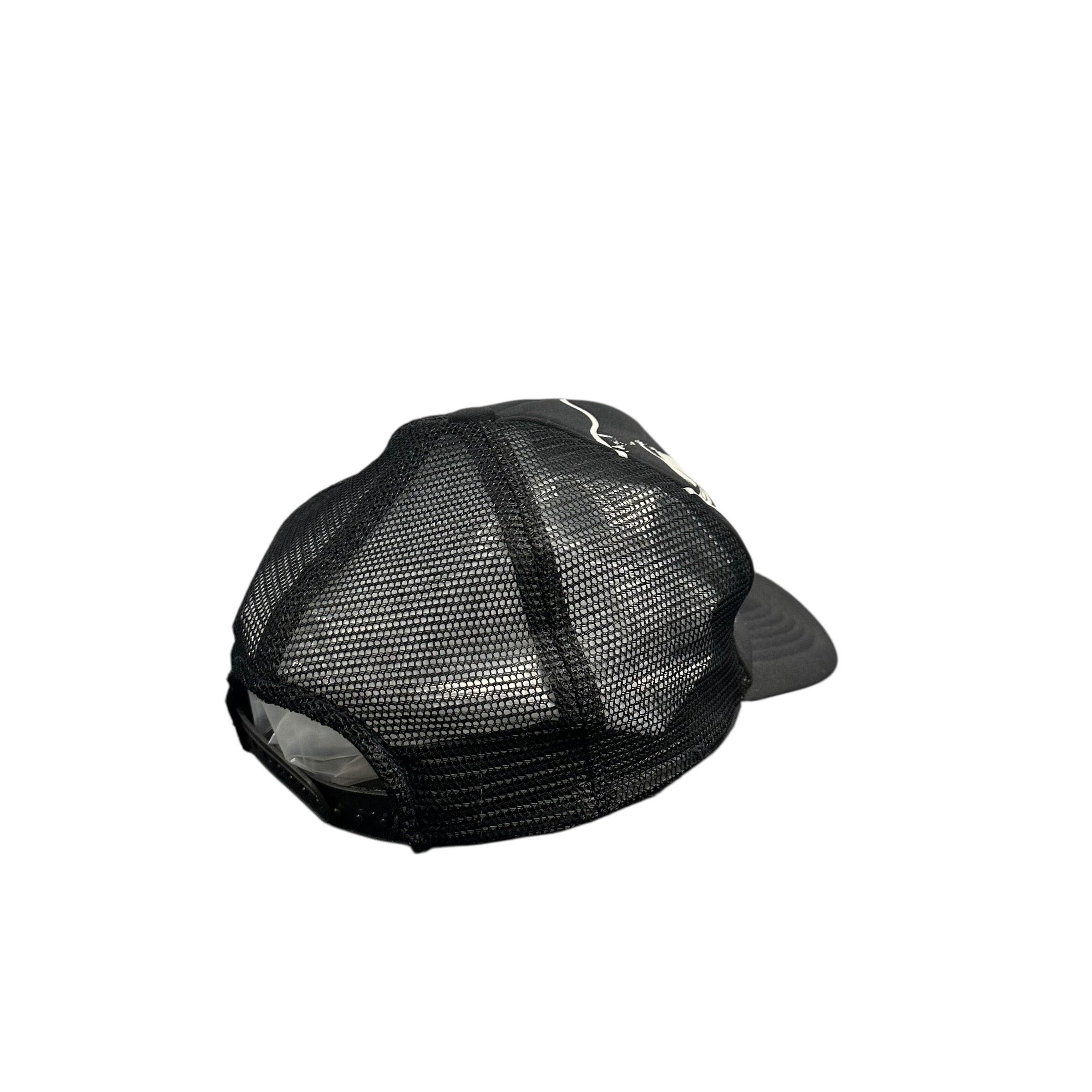 UNDERCOVER MESH BASEBALL HAT.