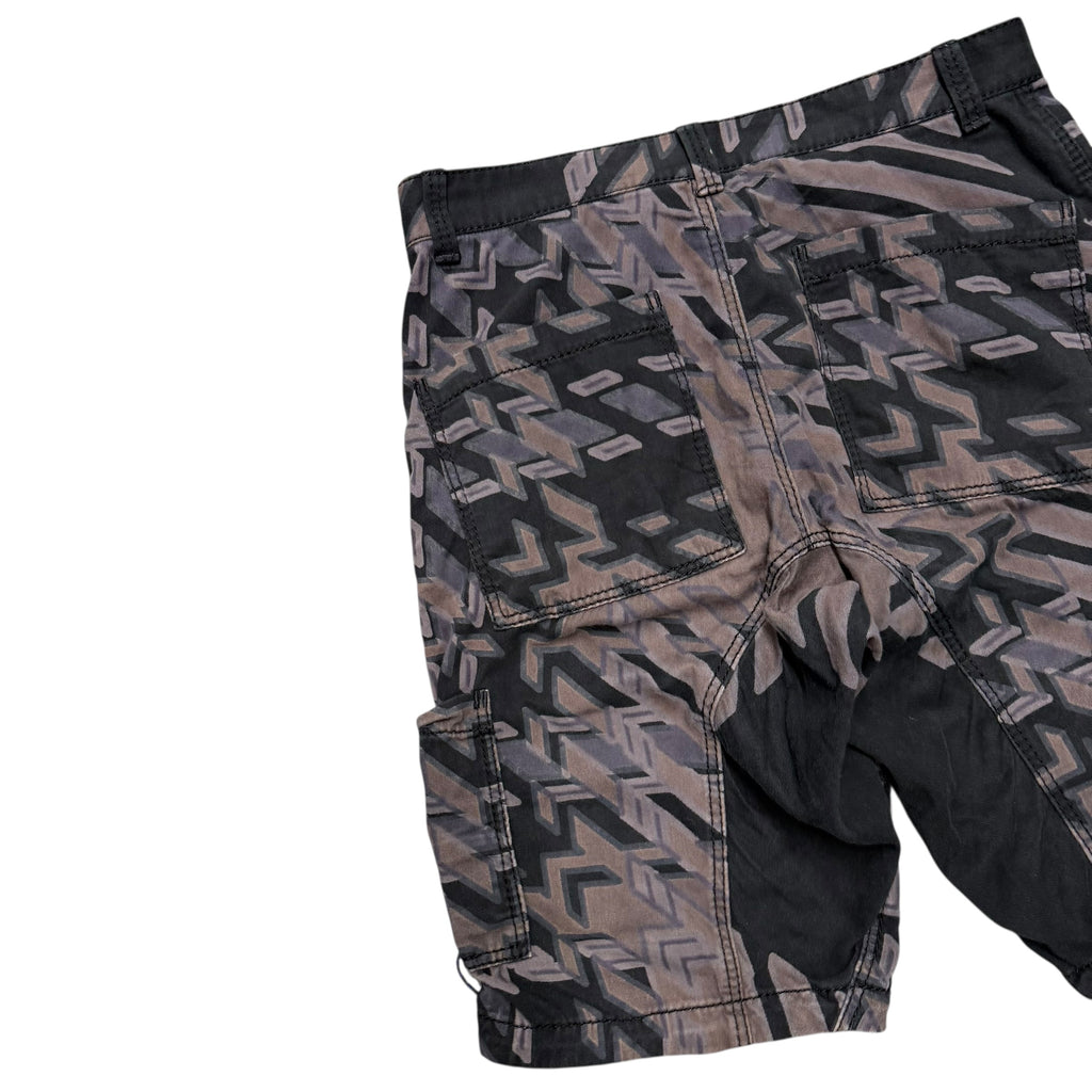 ISSEY MIYAKE BROWN FADED SHORTS.