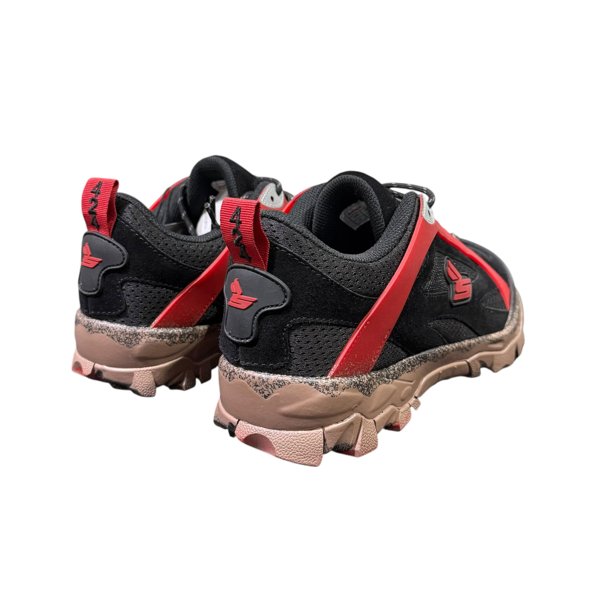 SICKO X 424 MUDDY HIKING SHOES.