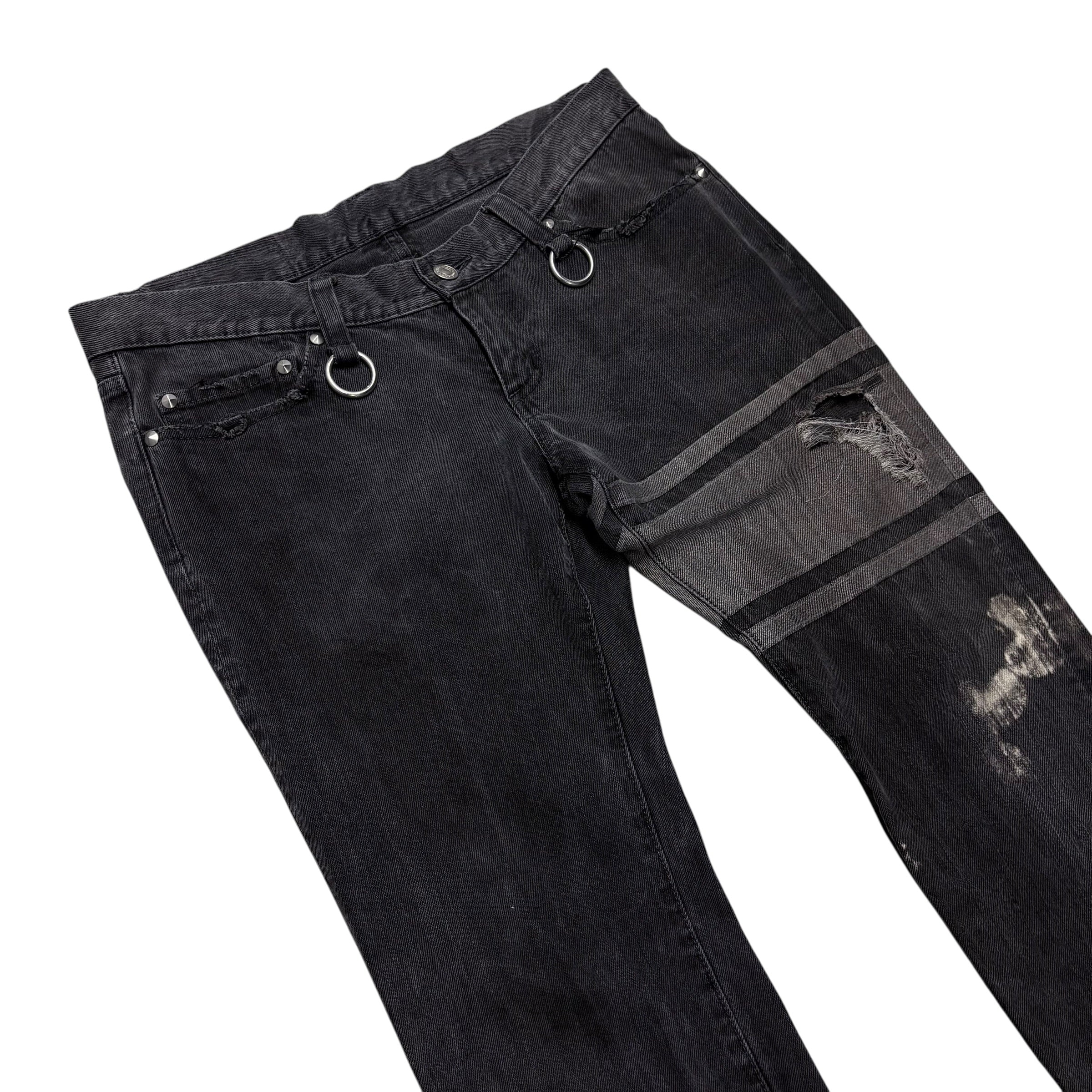 MASTERMIND STRIPED DISTRESSED DENIM.