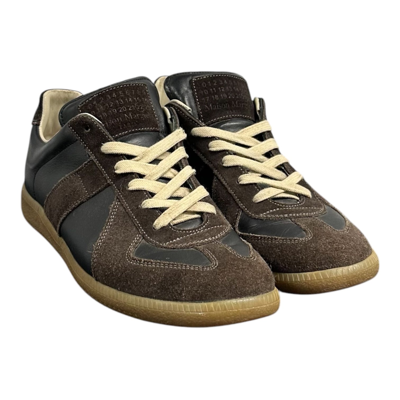 MAISON MARGIELA BROWN SUEDE GUM GATS.