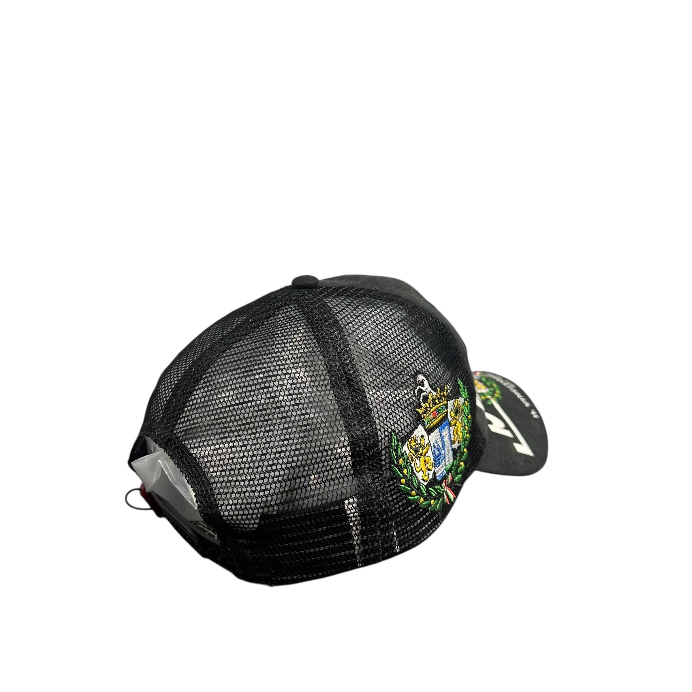 SUPREME TRUCKER HAT.