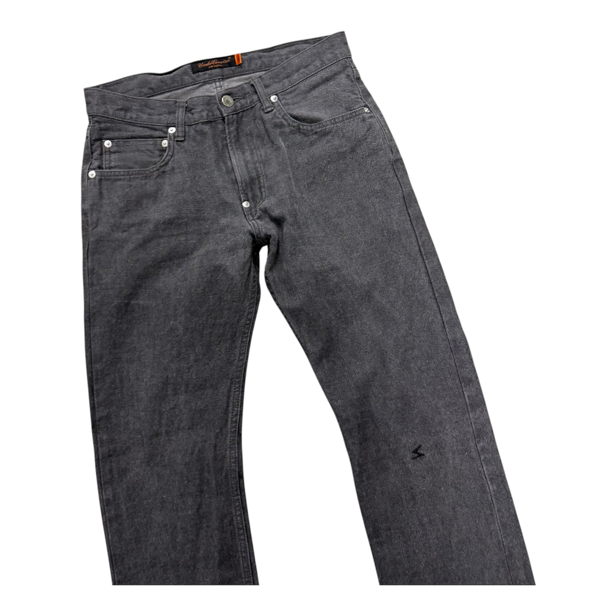 UNDERCOVER CHARCOAL BACK POCKET PRINT DENIM.