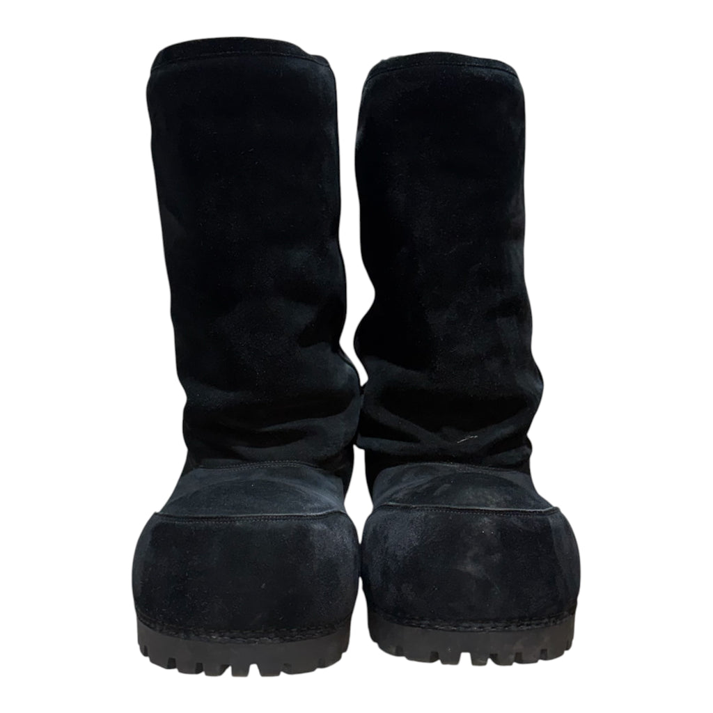 BALENCIAGA HIGH TOP ALASKA BOOTS.