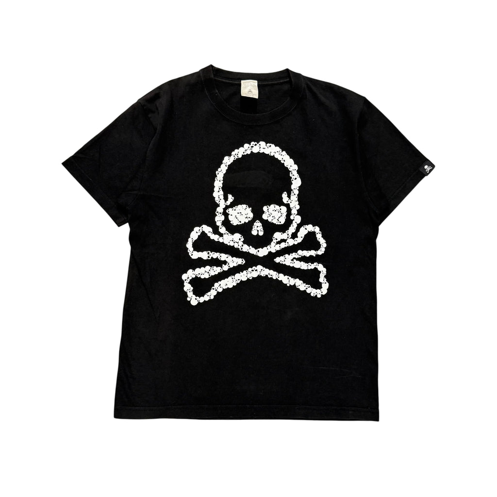 MASTERMIND PEACE SKULL LOGO SHIRT.